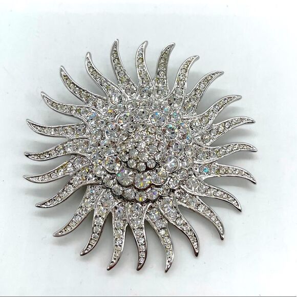 Camrose and Kross JBK Jewelry - Vintage Camrose & Kross JBK Jackie Kennedy Starburst Crystal Brooch